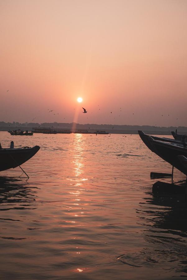 Vishnu Rest House Varanasi Esterno foto