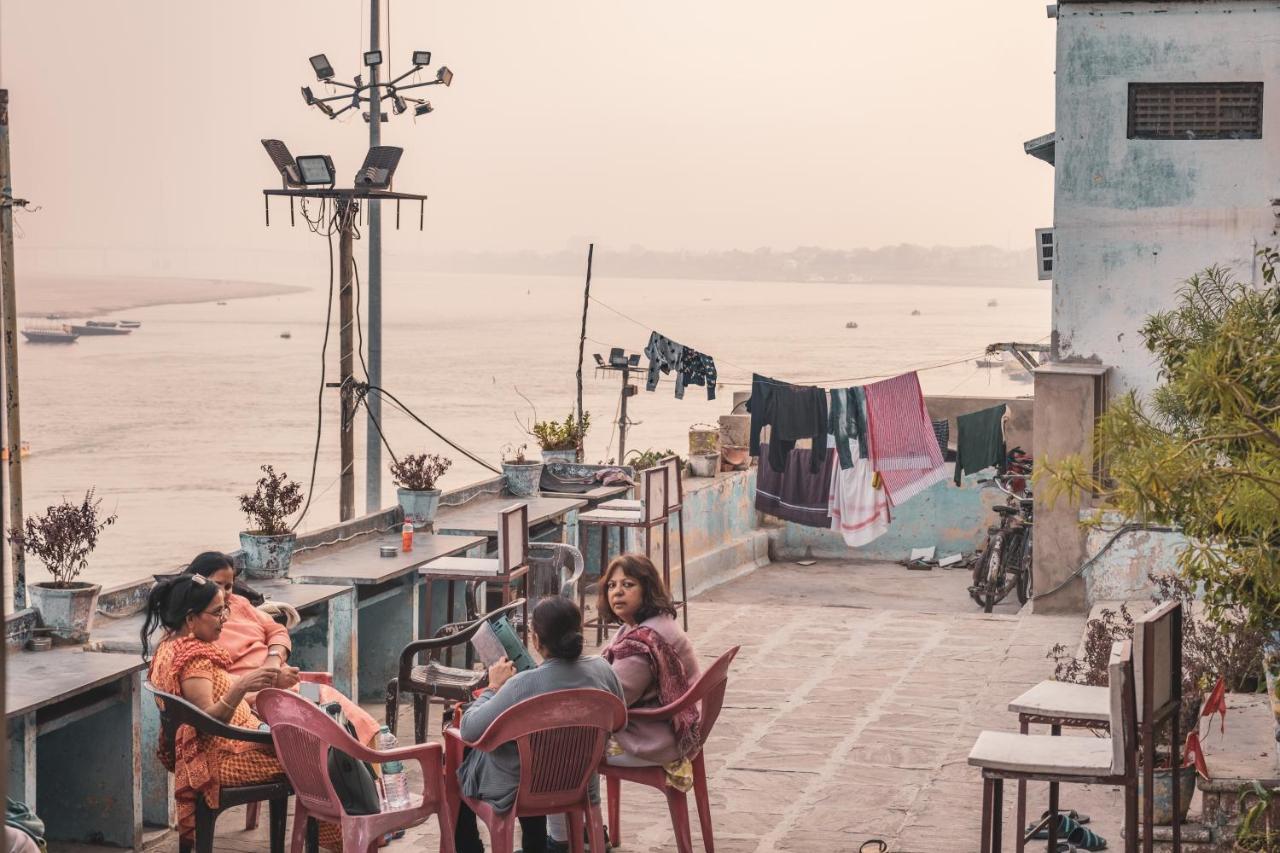 Vishnu Rest House Varanasi Esterno foto