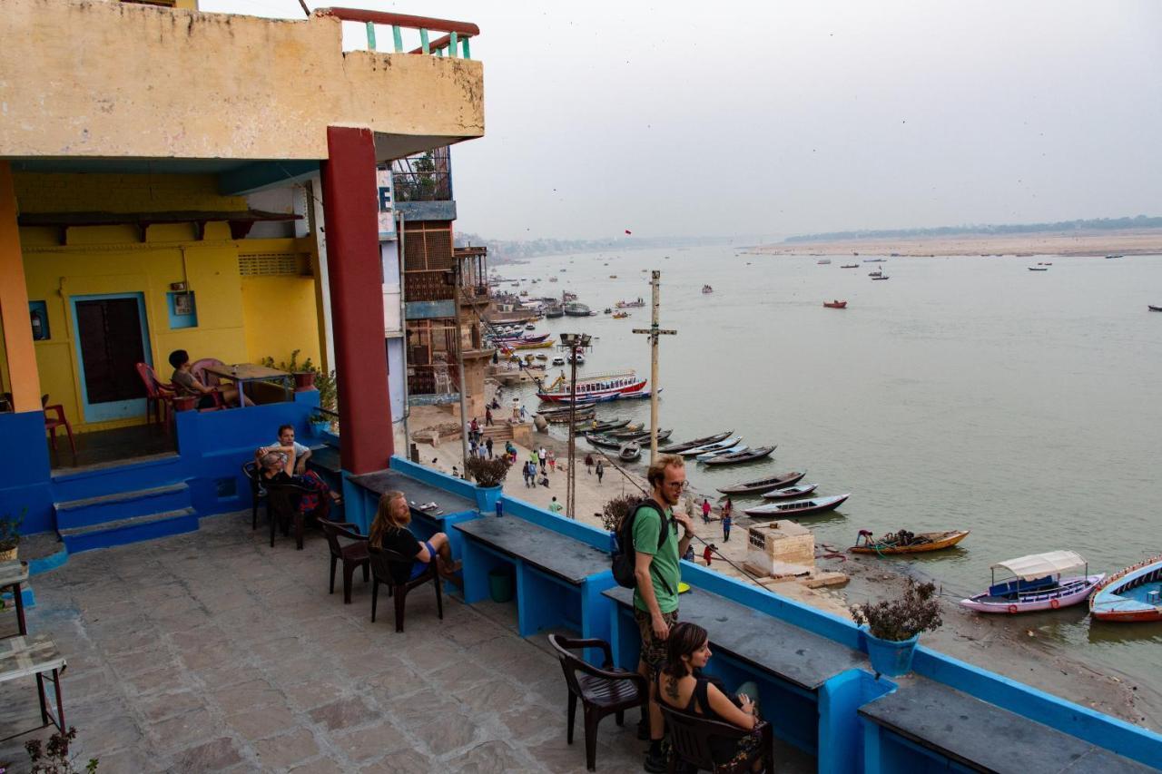 Vishnu Rest House Varanasi Esterno foto